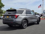 2025 Explorer Thumbnail 4