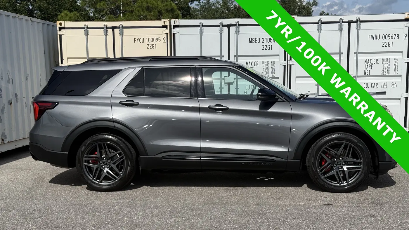 2025 Ford Explorer ST