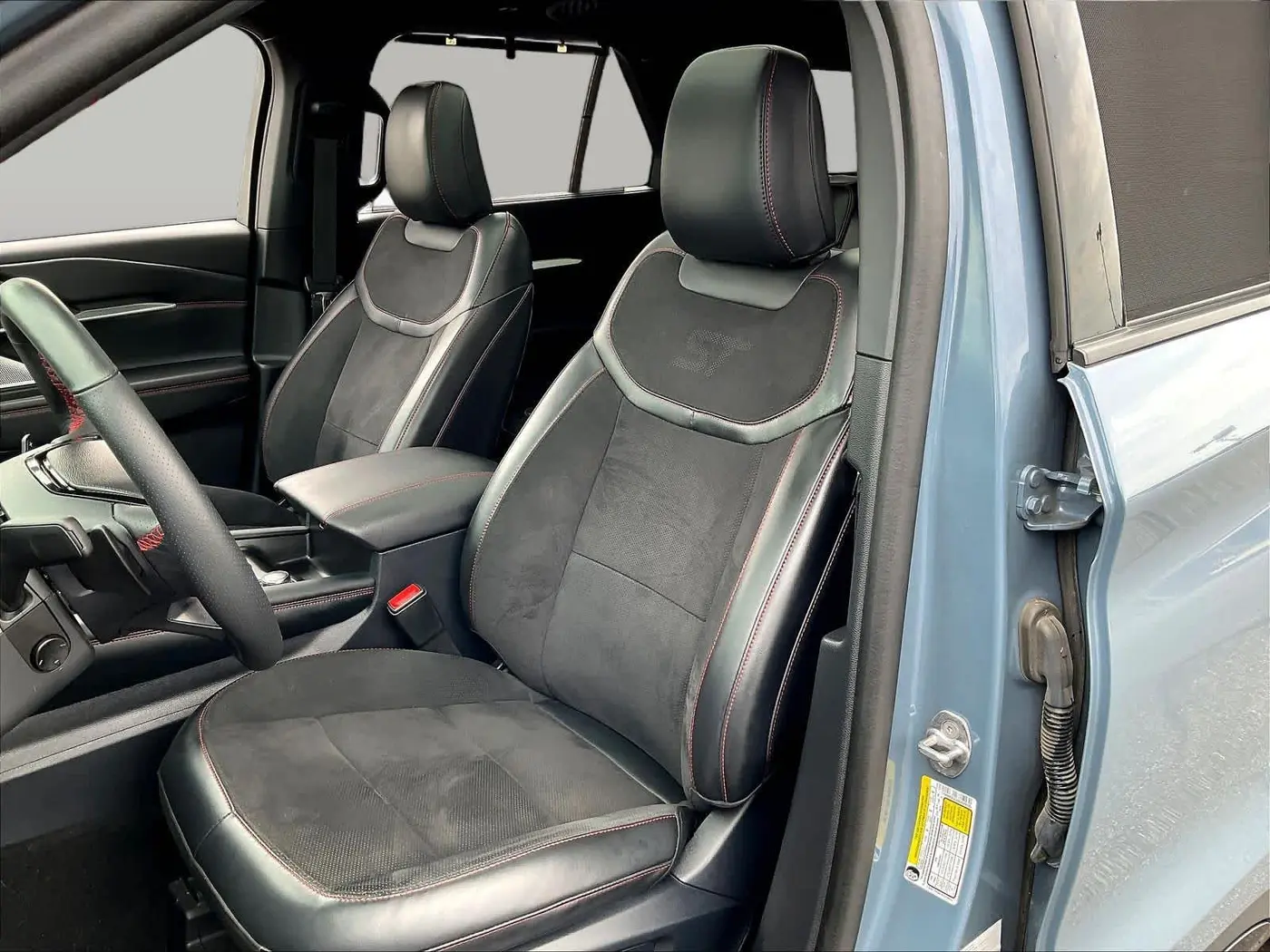 2025 Ford Explorer - $44,996