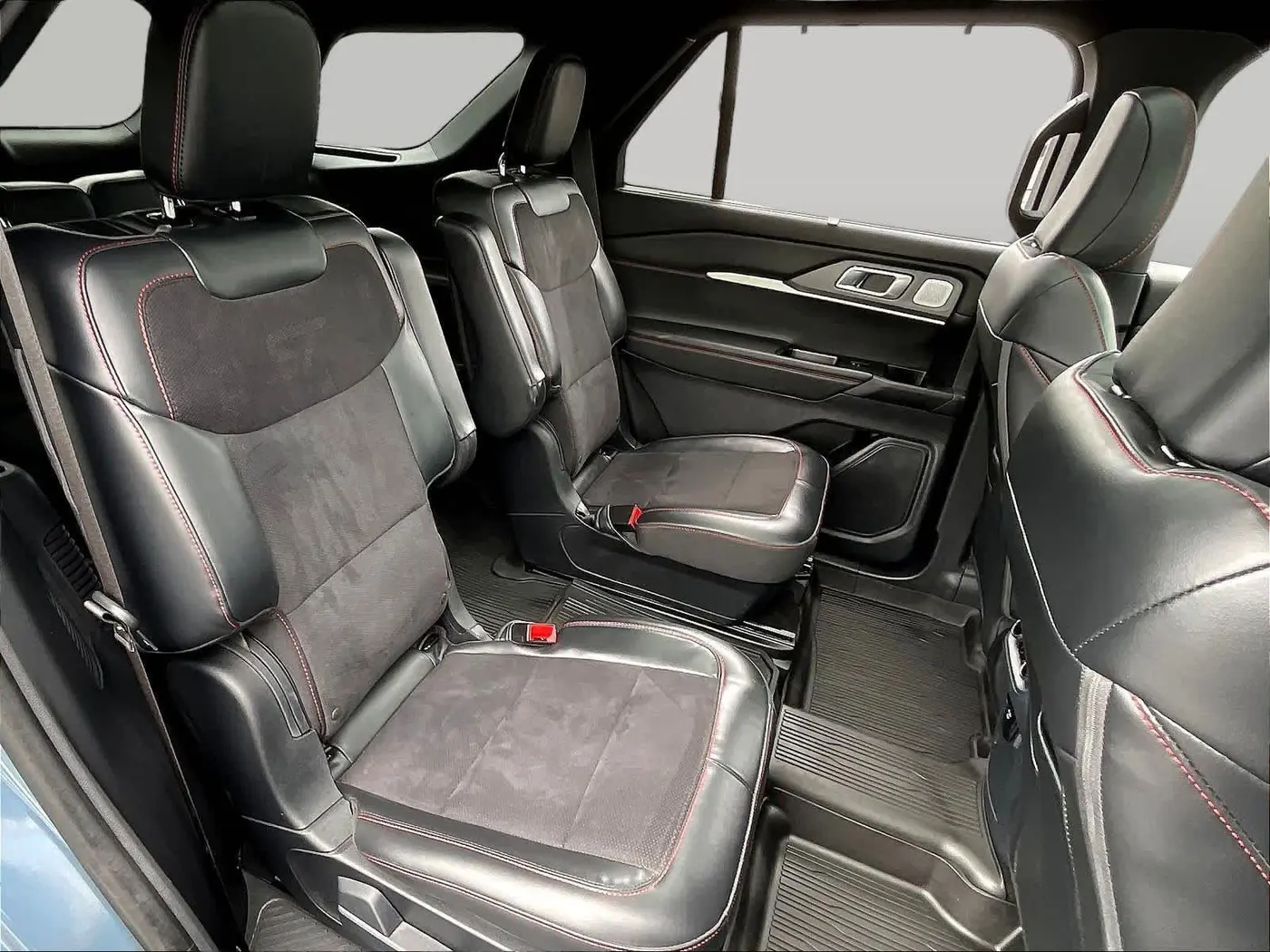 2025 Ford Explorer - $44,996