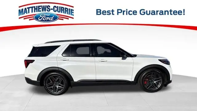 2025 Ford Explorer ST