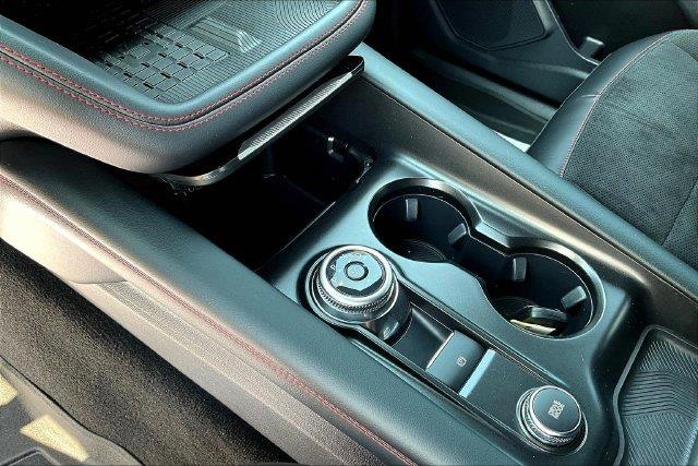 2025 Ford Explorer - $48,332