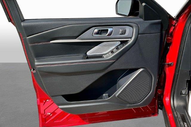 2025 Ford Explorer - $48,332