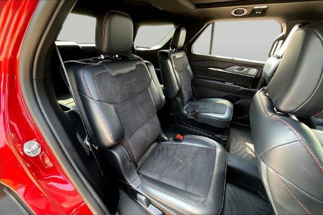 2025 Ford Explorer - $48,332