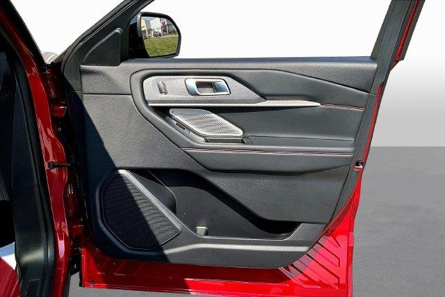 2025 Ford Explorer - $48,332