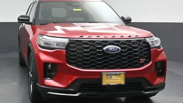 2025 Ford Explorer ST