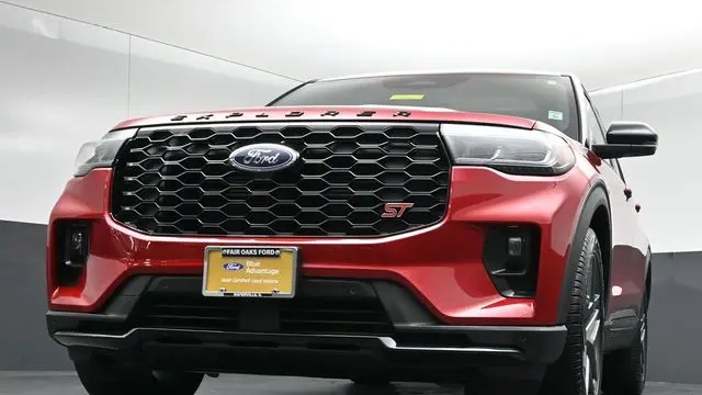 2025 Ford Explorer ST