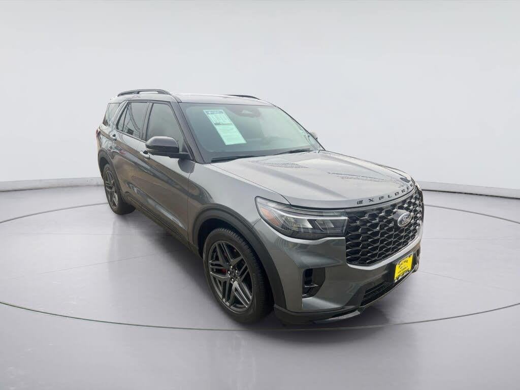 2025 Ford Explorer - $47,982