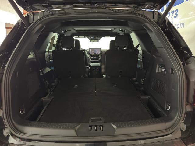 2025 Ford Explorer - $48,985