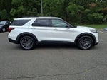2025 Explorer Thumbnail 10