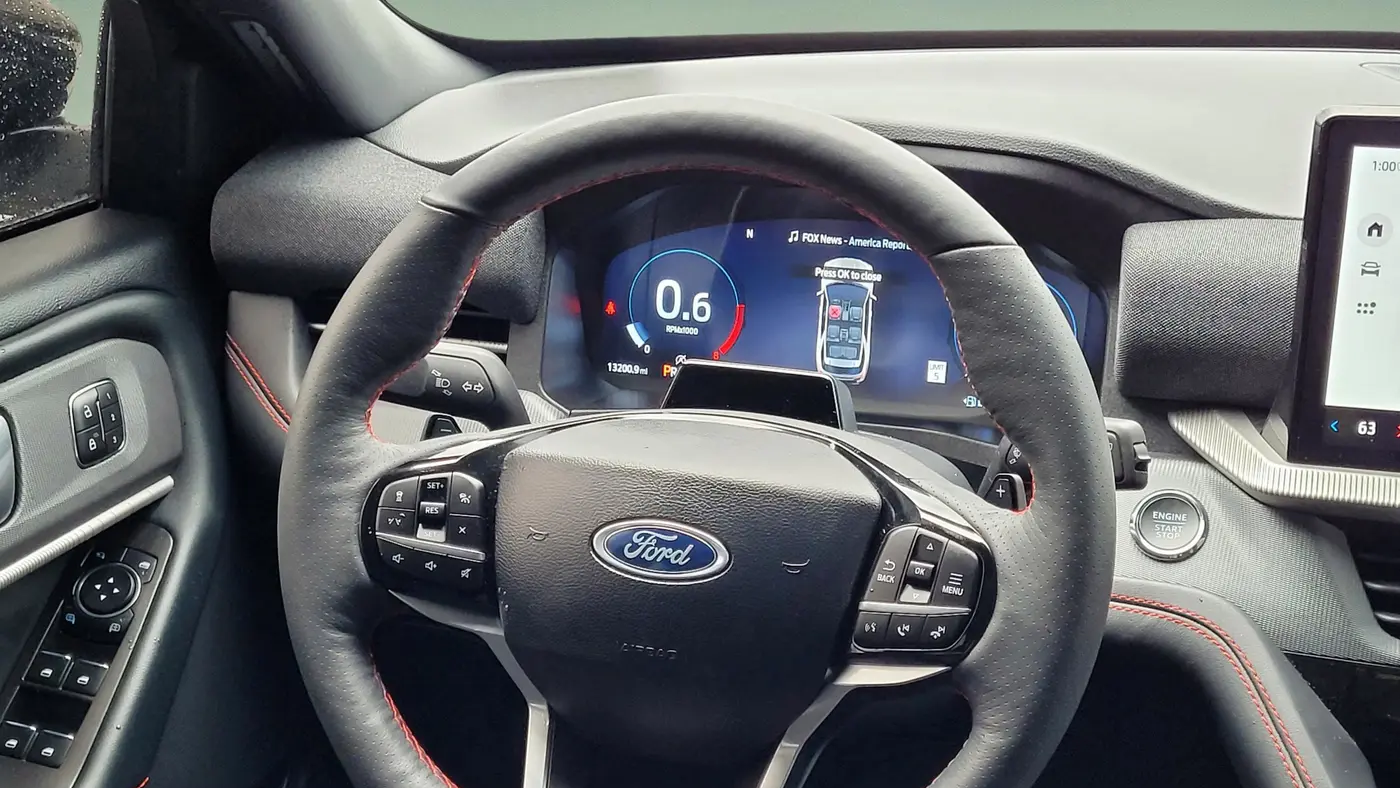 2025 Ford Explorer ST