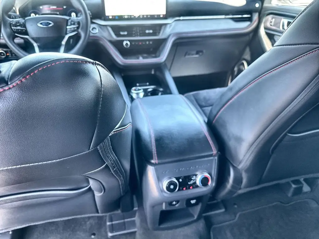 2025 Ford Explorer - $50,398