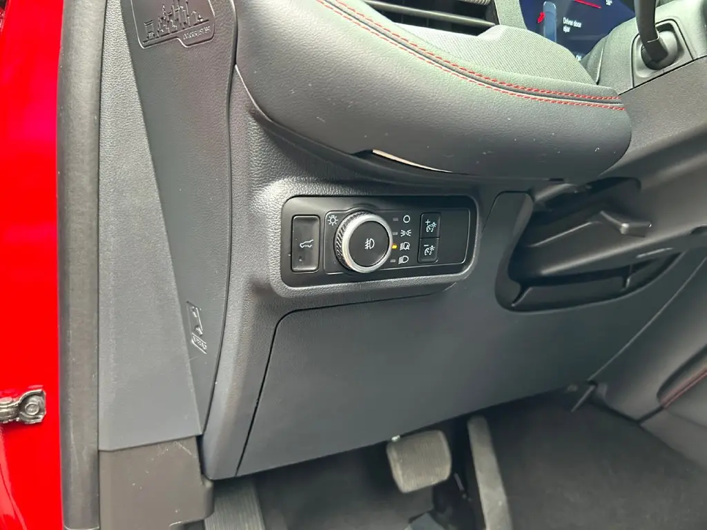 2025 Ford Explorer - $50,599