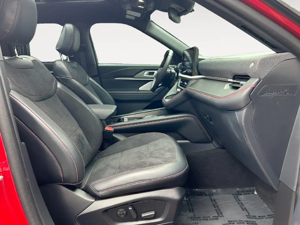 2025 Ford Explorer - $50,599