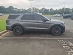 2025 Explorer Thumbnail 3