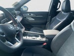 2025 Explorer Thumbnail 4