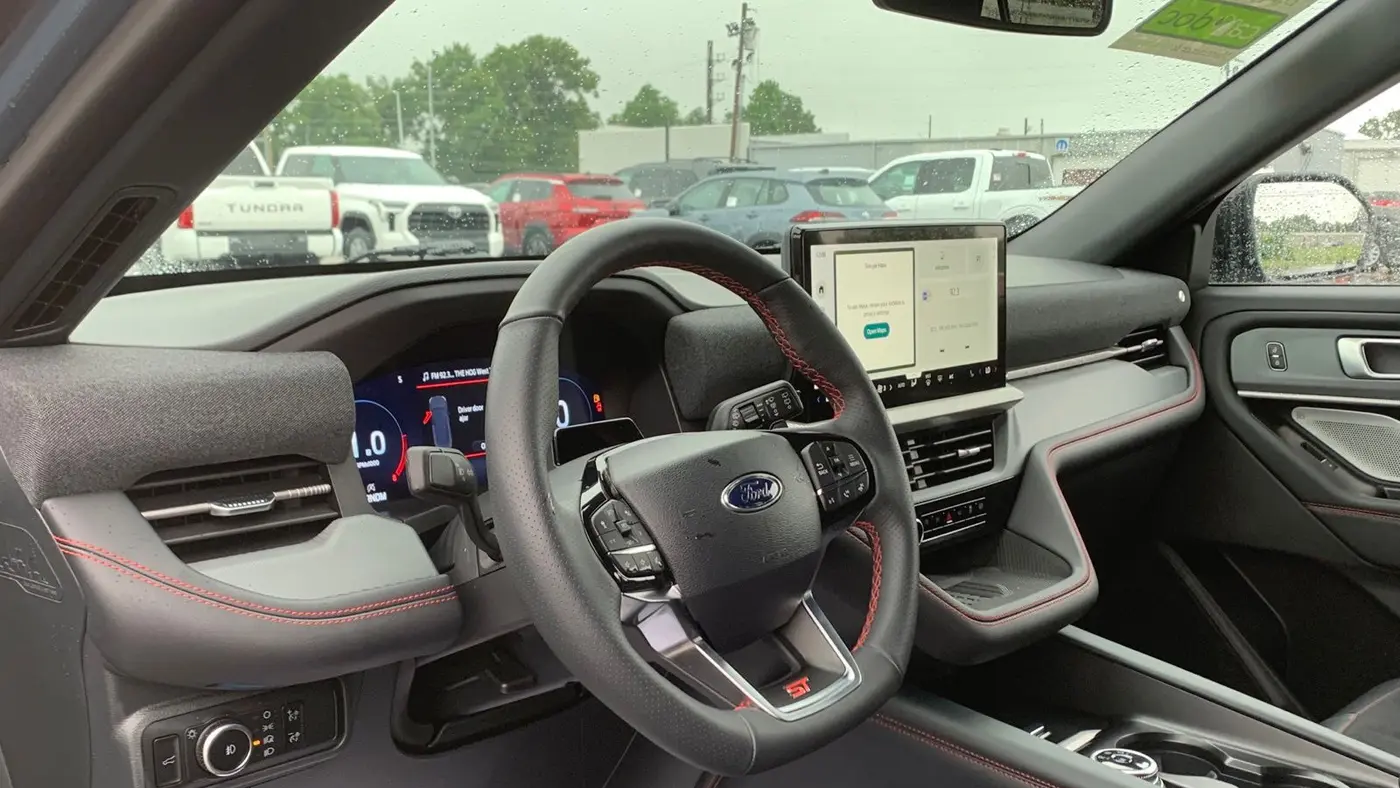 2025 Ford Explorer ST