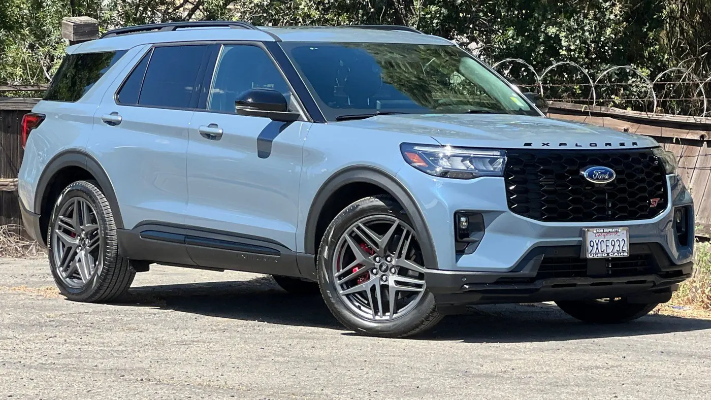 2025 Ford Explorer ST