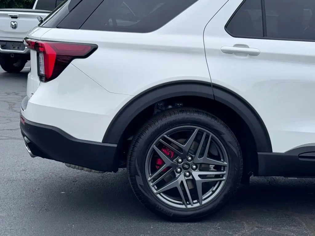 2026 Ford Explorer - $51,858