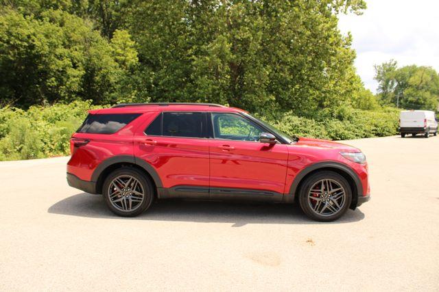 2025 Ford Explorer - $45,686