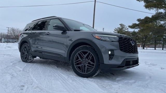 2025 Ford Explorer ST