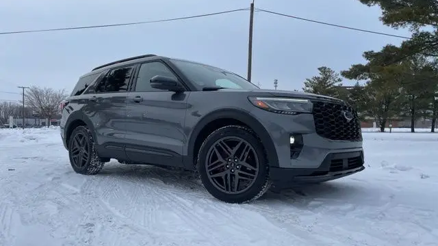 2025 Ford Explorer ST