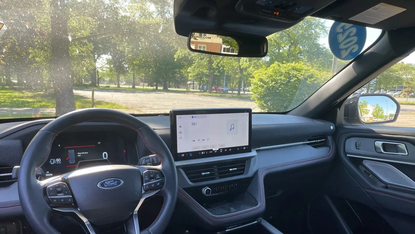 2025 Ford Explorer ST