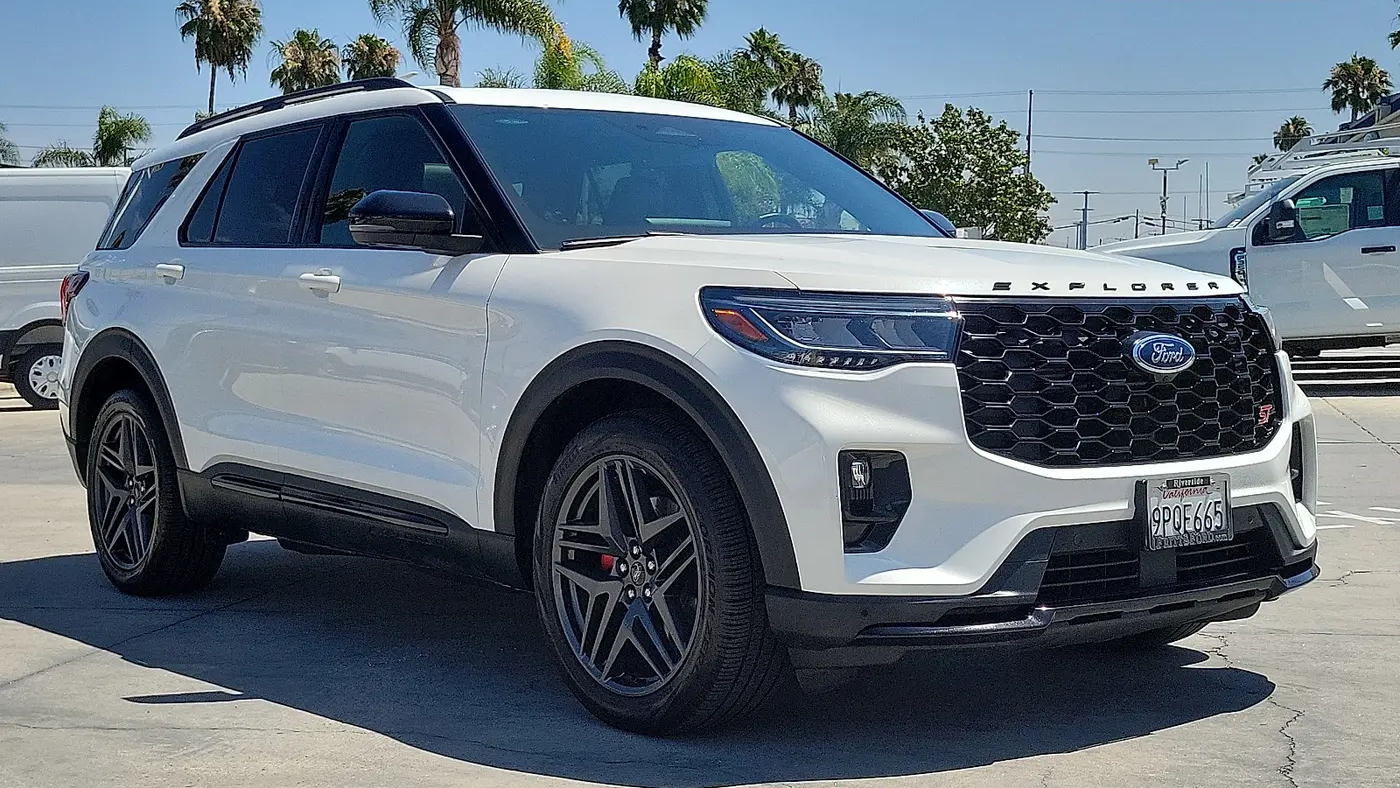 2025 Ford Explorer ST