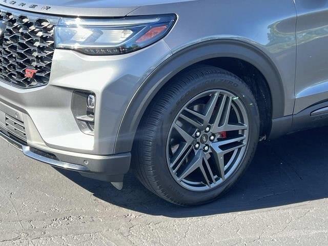 2025 Ford Explorer - $46,500