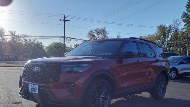 2025 Ford Explorer ST