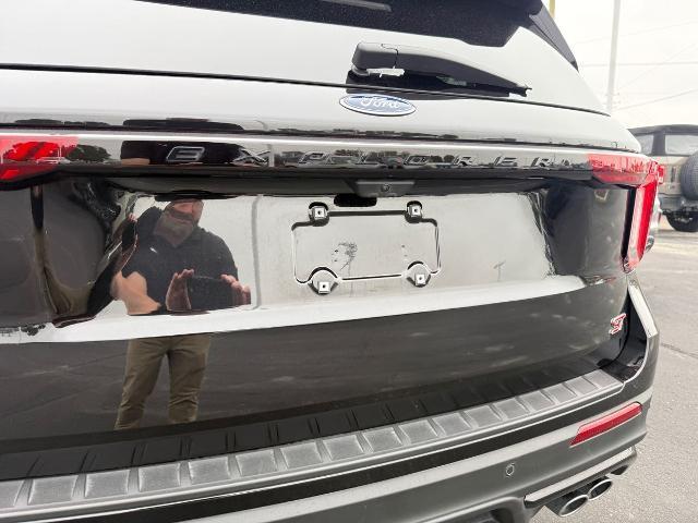 2025 Ford Explorer - $48,000