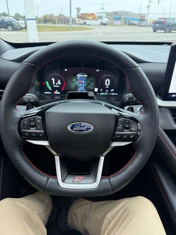 2025 Ford Explorer - $48,000
