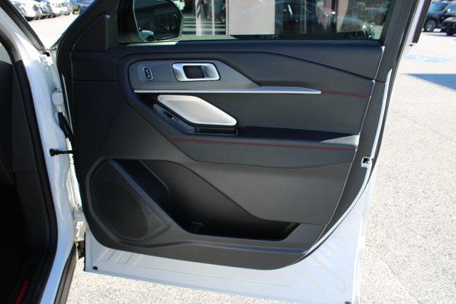 2025 Ford Explorer - $40,991
