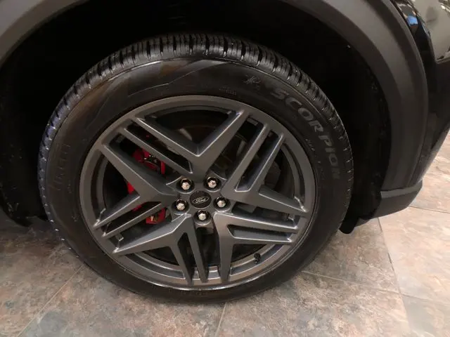2025 Ford Explorer - $48,703