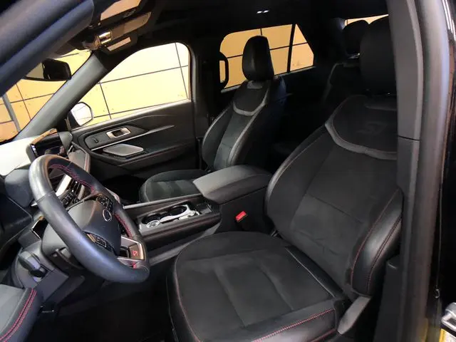 2025 Ford Explorer - $48,703