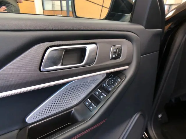 2025 Ford Explorer - $48,703