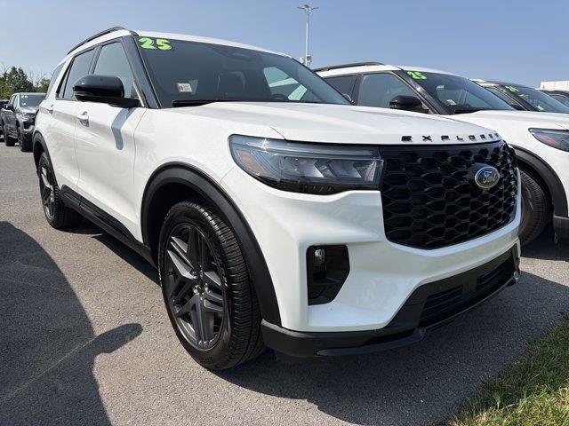 2025 Ford Explorer