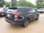 2025 Explorer Thumbnail 6
