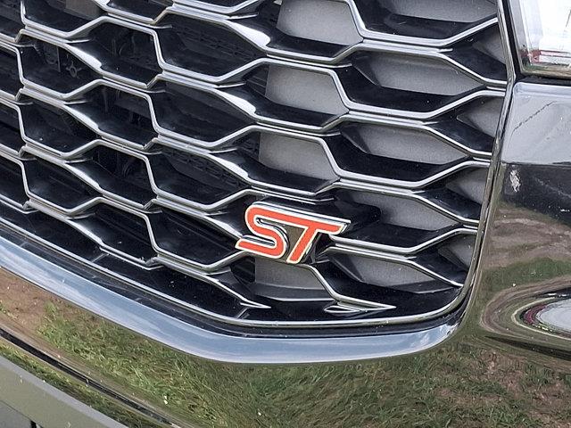 2025 Ford Explorer - $49,999