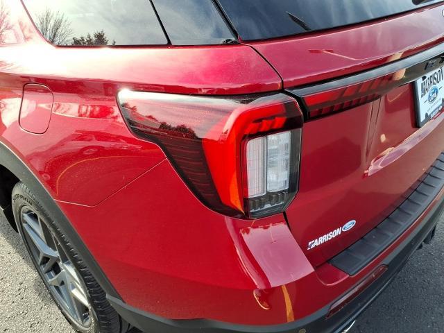 2025 Ford Explorer - $49,990
