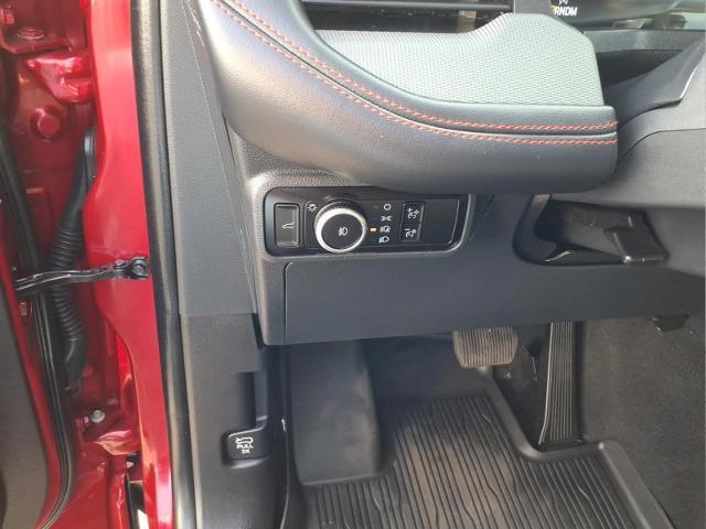 2025 Ford Explorer - $49,990