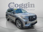 2025 Explorer Thumbnail 4