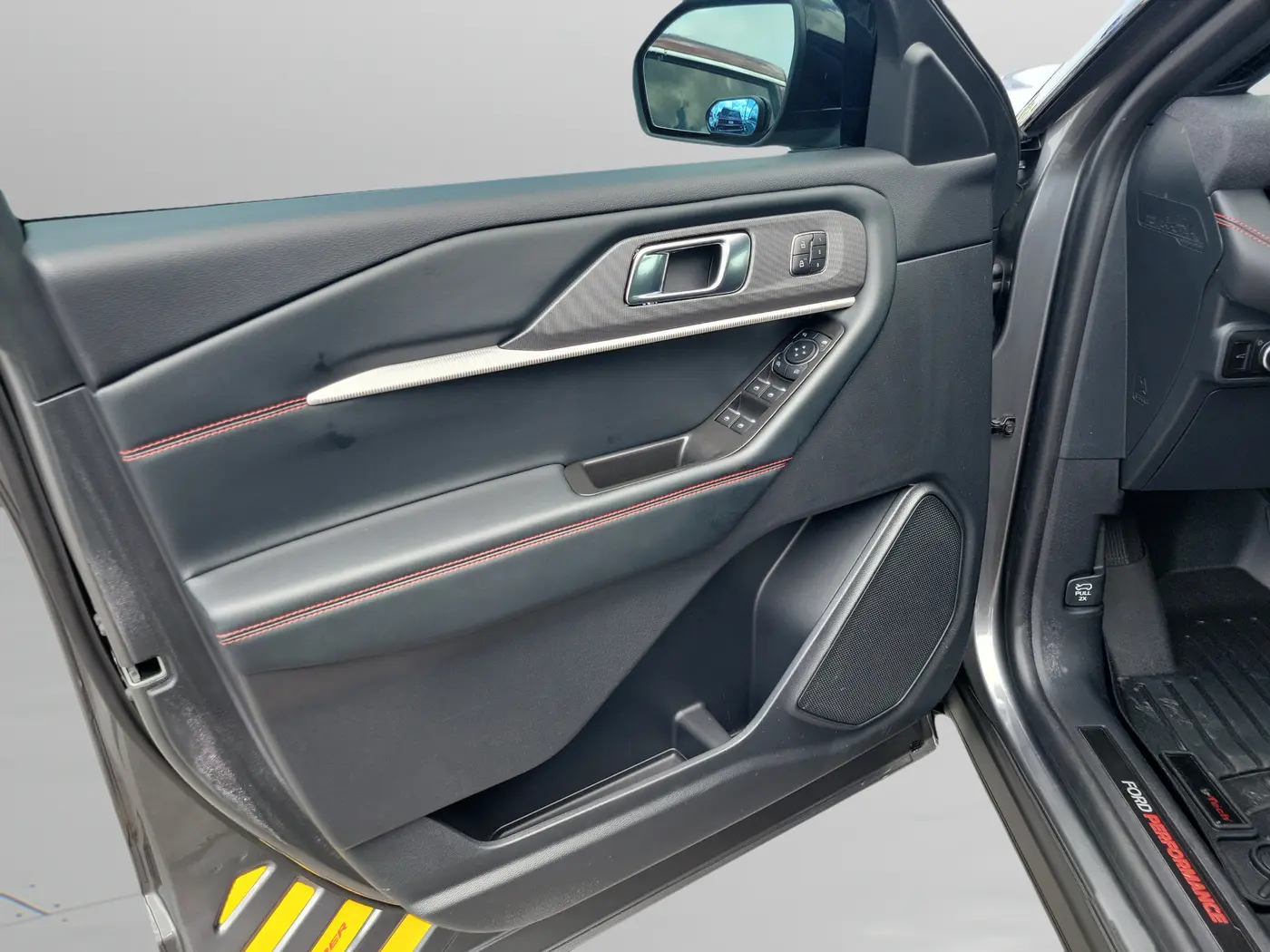 2025 Ford Explorer - $47,488