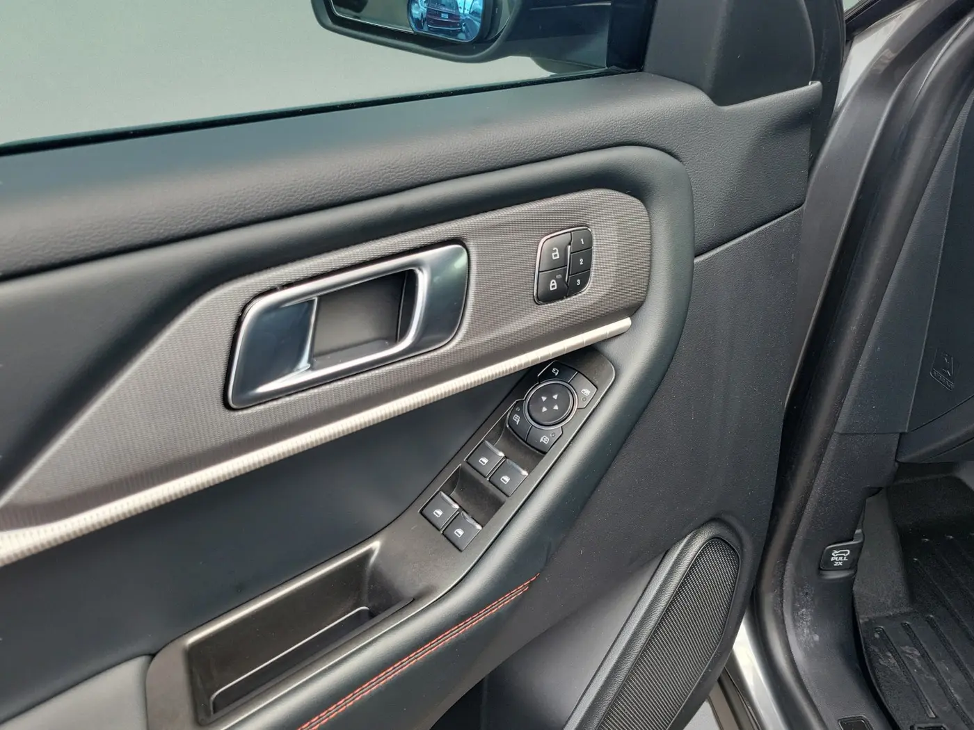 2025 Ford Explorer - $47,488