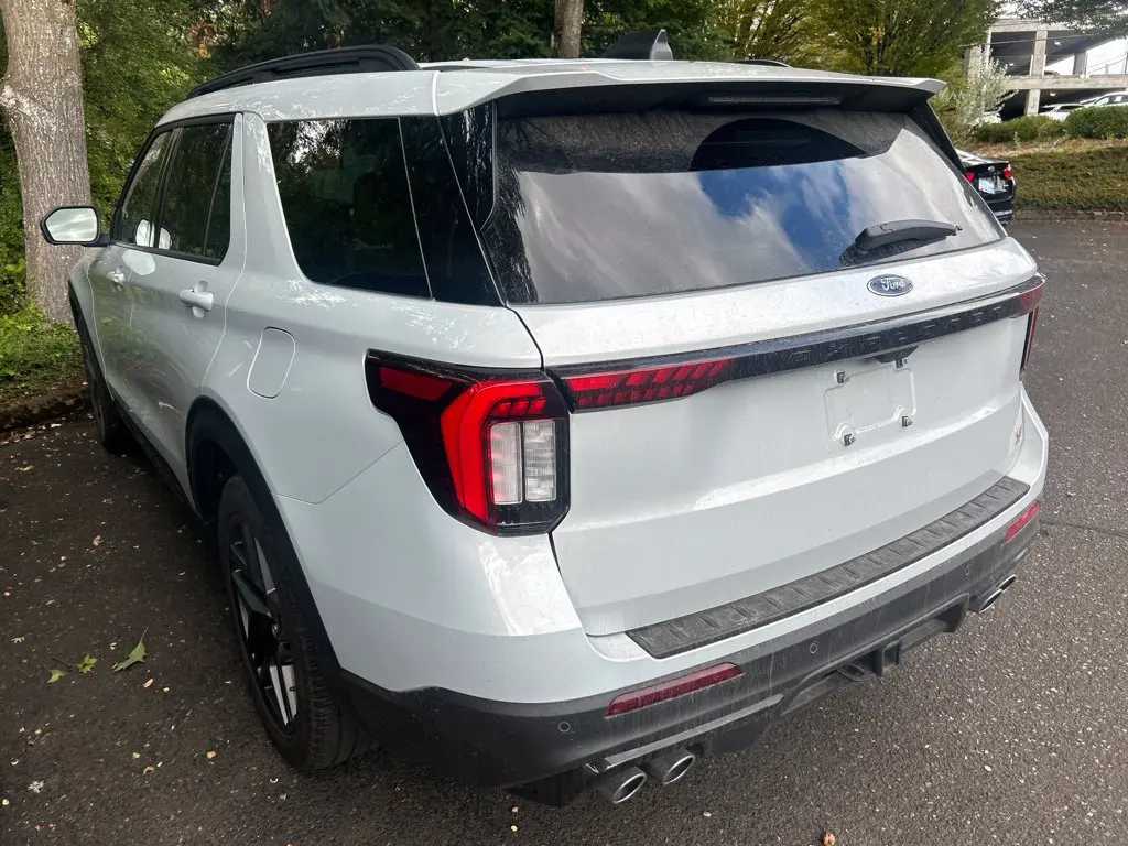 2026 Ford Explorer - $51,238