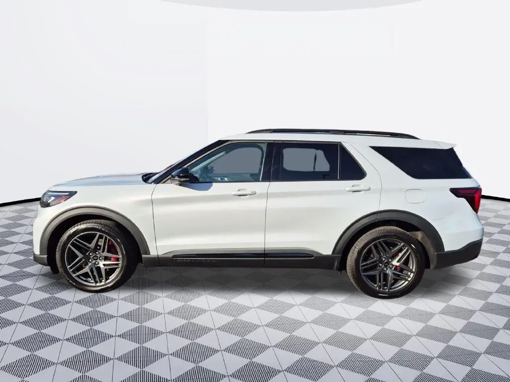 2026 Ford Explorer - $50,238