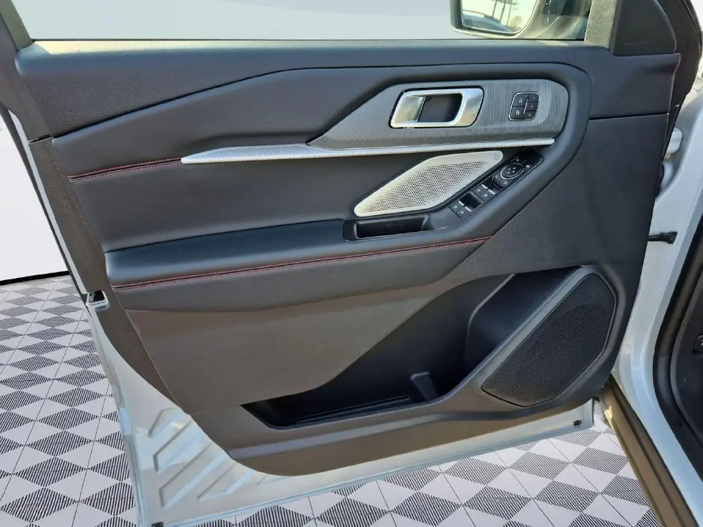 2026 Ford Explorer - $50,238