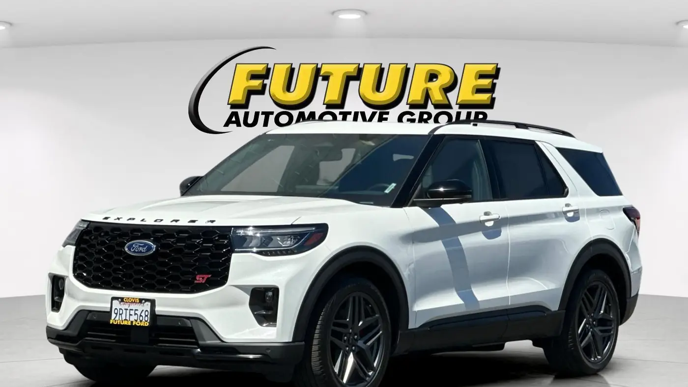 2025 Ford Explorer ST