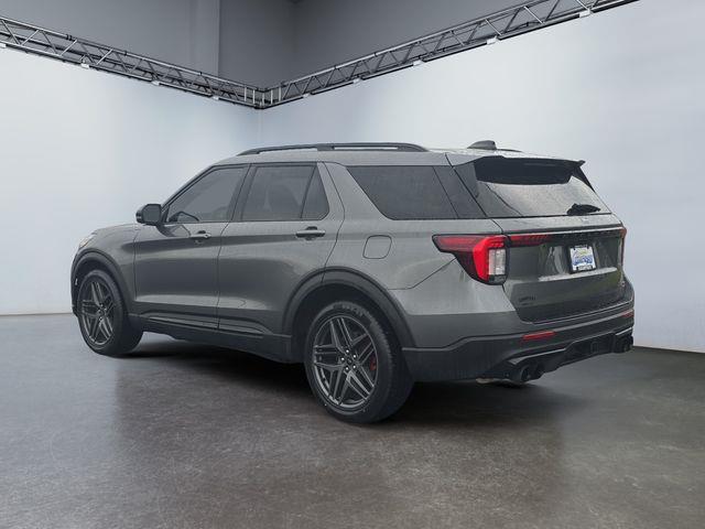 2025 Ford Explorer - $46,900