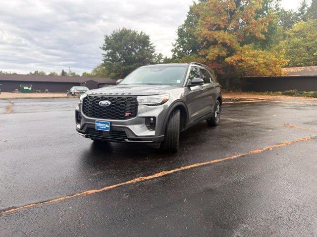 2025 Ford Explorer - $48,699